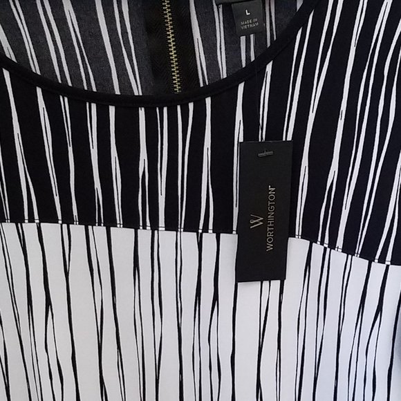 New With Tags Short Sleeve Zipper Back Stripey Top - Picture 3 of 3